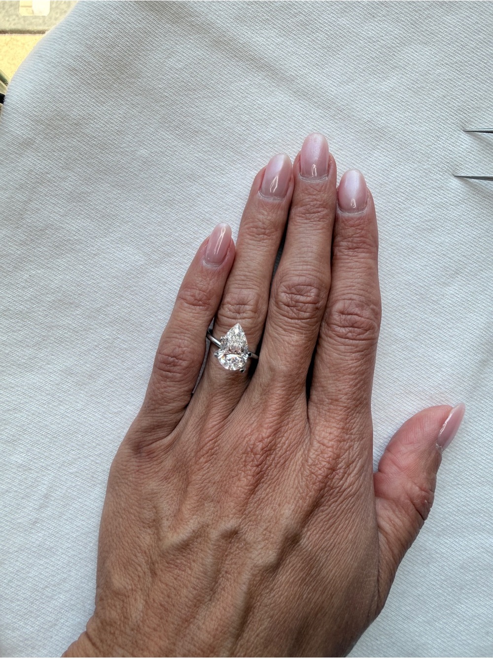3.01 DVVS2 Pear Cut lab diamond IGI cert loose stone